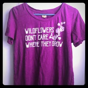 Women’s tee size M